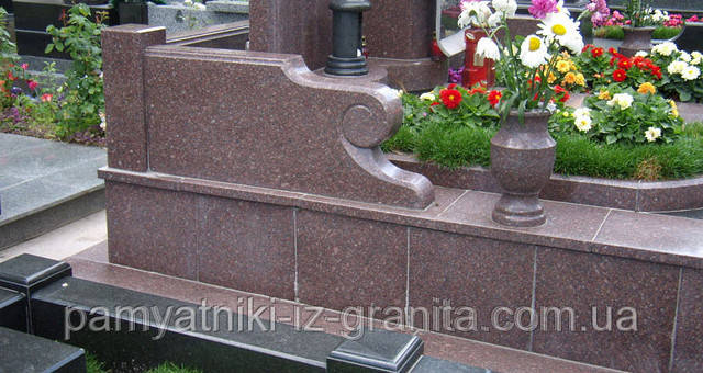 Гранітний цоколь No 14, фото 1