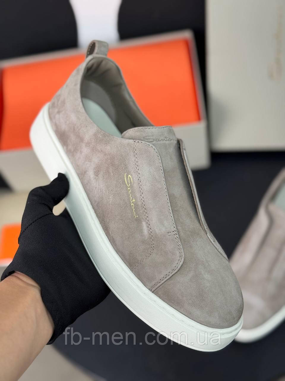 Сліпони Santoni без шнурівки чоловічі замшеві мокасини туфлі бежеві