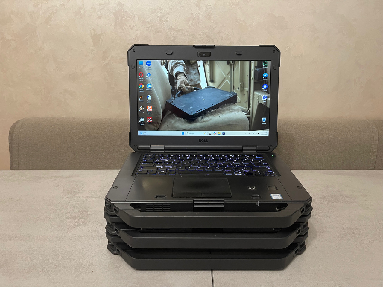 Захищений ноутбук Dell 5420 Rugged, 14" FHD IPS сенсор, i5-8350U, 16GB, 256GB SSD, 4G LTE