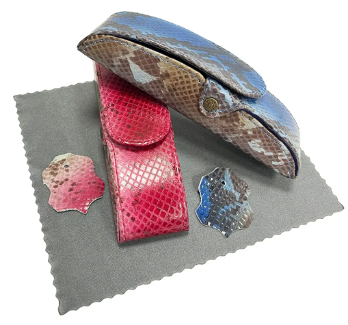 Футляр для окулярів з магнітною застібкою "SNAKE" з натуральної шкіри зі зміїним принтом