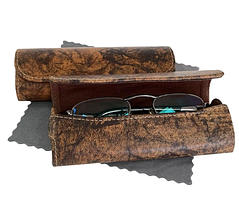 Футляр для окулярів "PASSION" із натуральної шкіри закривається на магніт