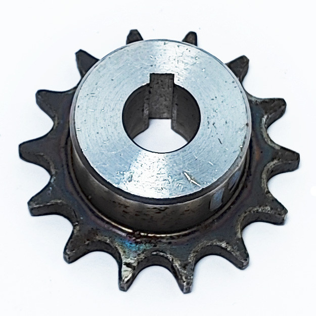 Зірка приводна 428 крок 14 зубців вал 15 мм