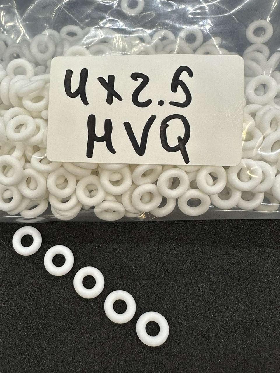 Ущільнювальне кільце O-ring MVQ70 4*2.5