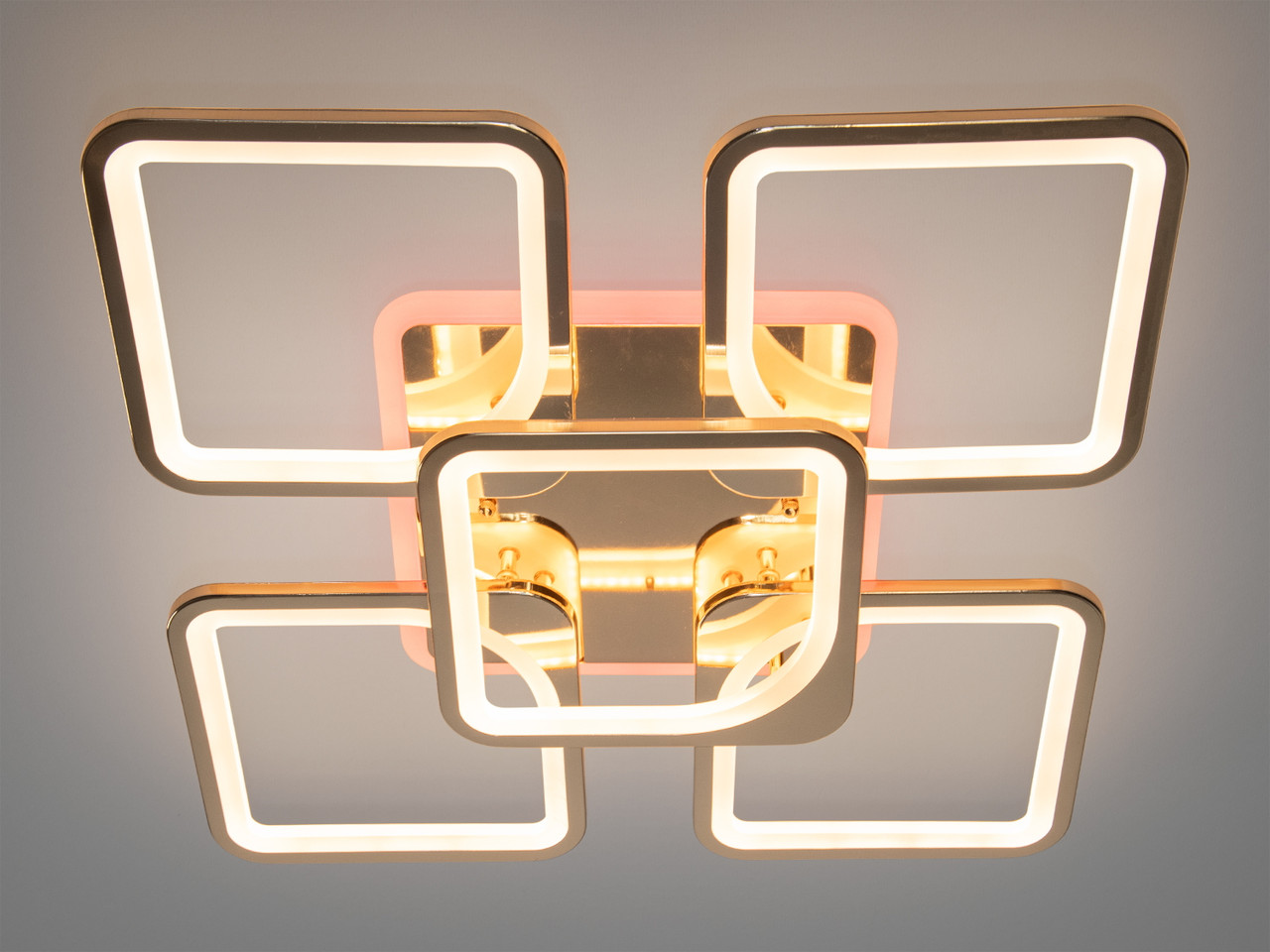 Стельова люстра з пультом, димером і LED-підсвіткою, золото, 125 W на 18 м2 8060-4+1G-LS