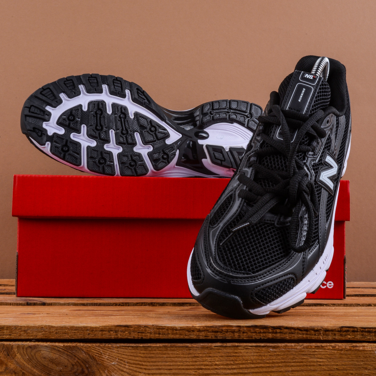 Чоловічі Кросівки New Balance 740 чорний колір