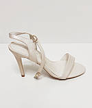 Світло-бежеві босоніжки перламутр на шпильці 36 40, фото 5