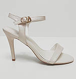 Світло-бежеві босоніжки перламутр на шпильці 36 40, фото 6