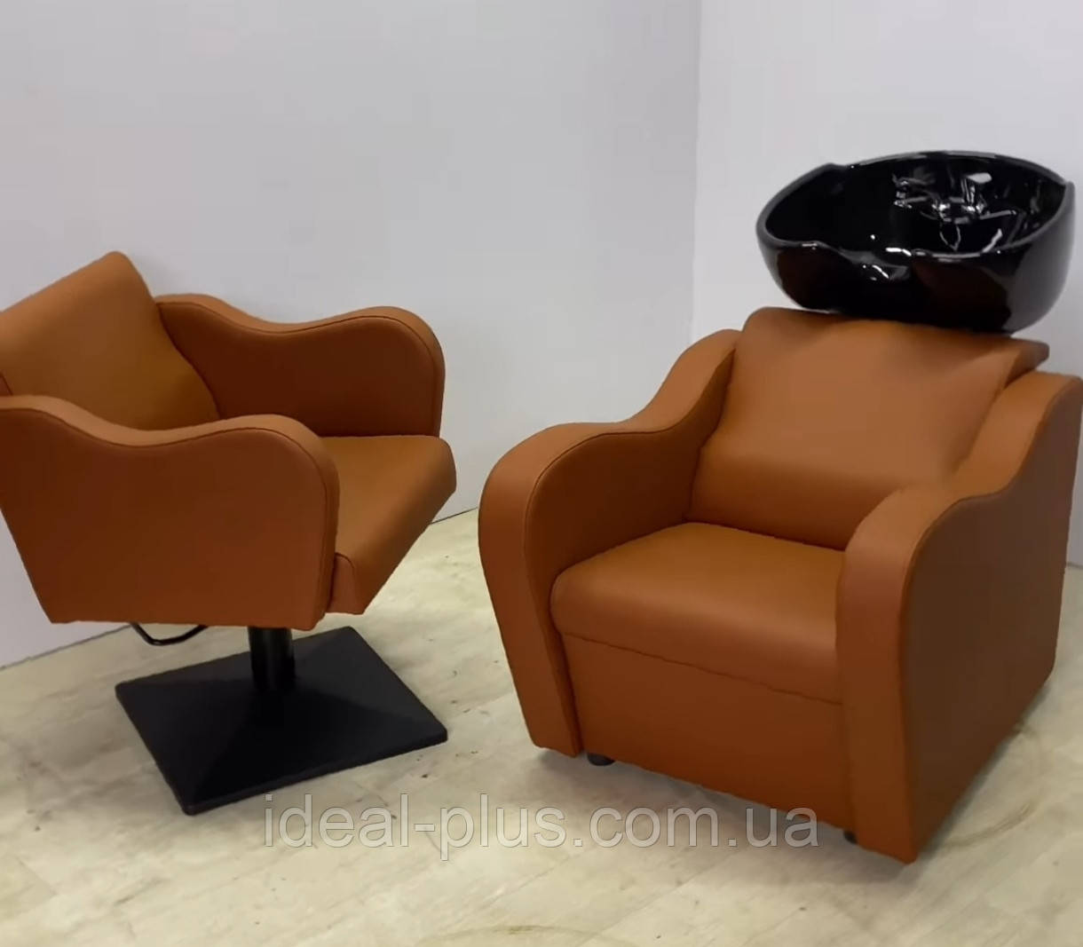 Перукарський комплект меблів 2в1 KETRIN STRONG: крісло на чорному диску + крісло-мийка