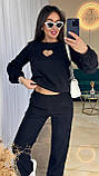 Жіночий вельветовий костюм з кофтою з вирізом сердечком і прямими штанами, фото 8