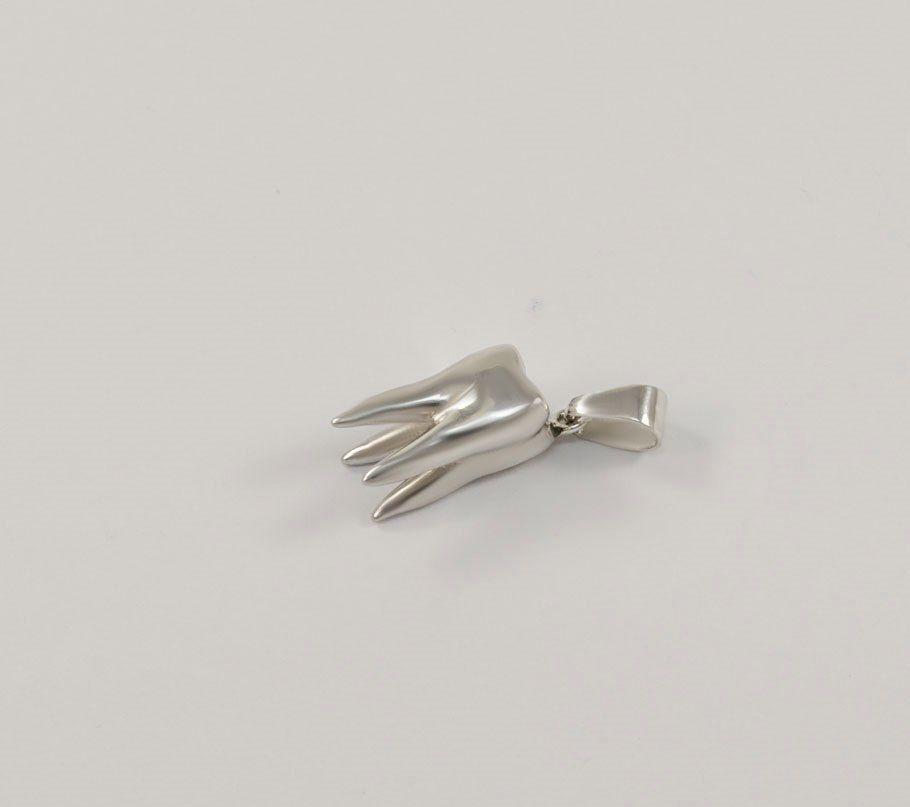 Кулон зуб Maxi Silver 7567