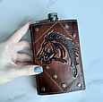 Фляга для алкоголю подарункова ручної роботи в натуральній шкірі з тисненням "Кінь", фото 6