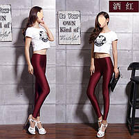 Бордові блискучі жіночі лосини для фітнесу та повсякденного використання, фото 3