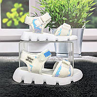 Босоніжки дитячі для дівчинки Kimboo білі відкриті на липучках 5836