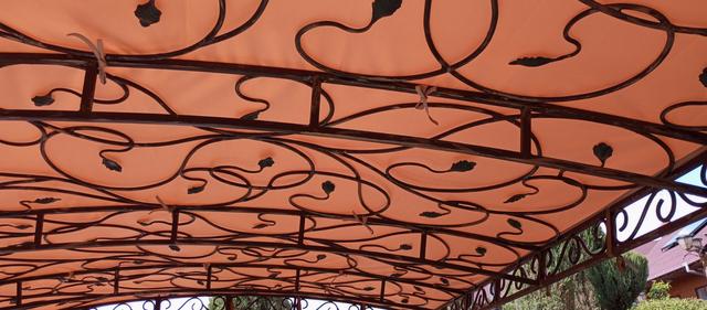 тент на навіс в будинок відпочинку затока