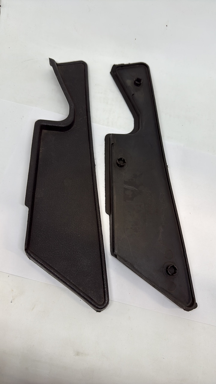 Облицювання кронштейна сидіння 2103 (пара), фото 1