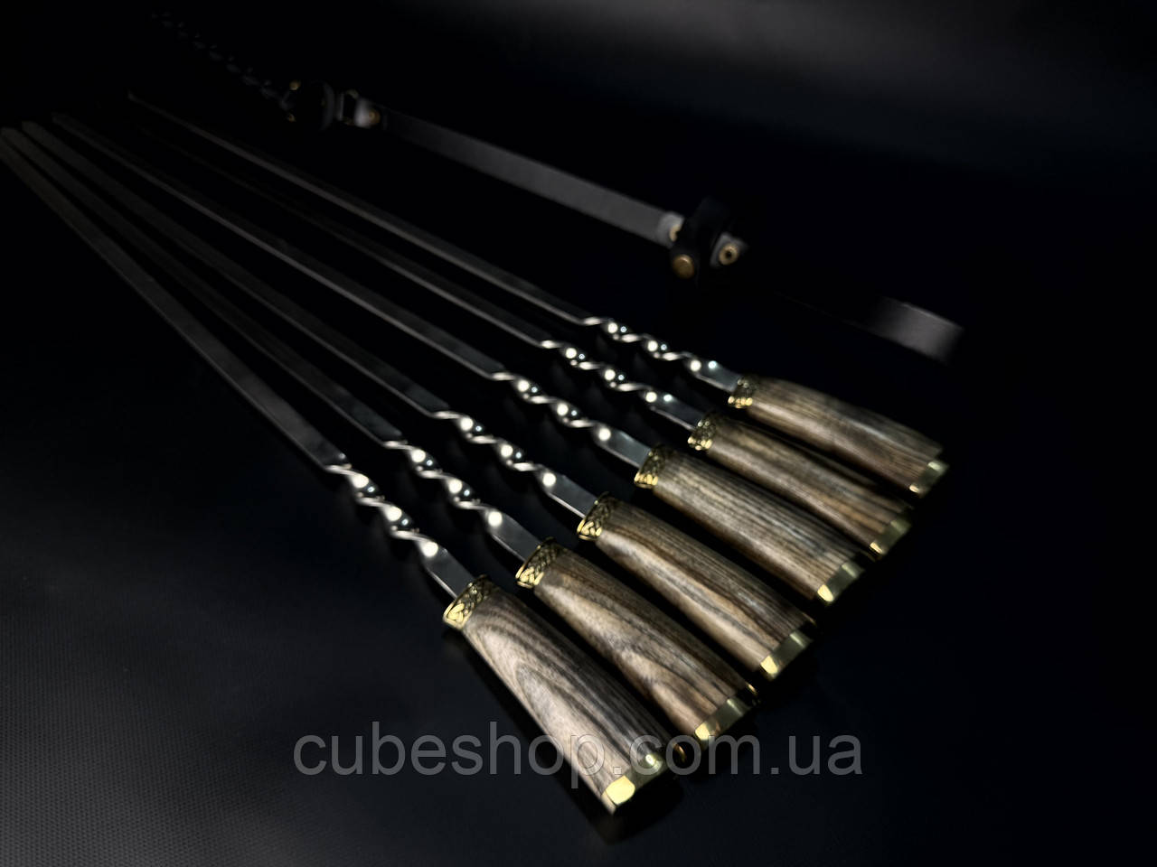 Набір шампурів "Тризуб ясен" (у шкіряному сагайдаку)