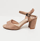 Жіночі босоніжки замшеві бежеві на підборах розмір 38, фото 3