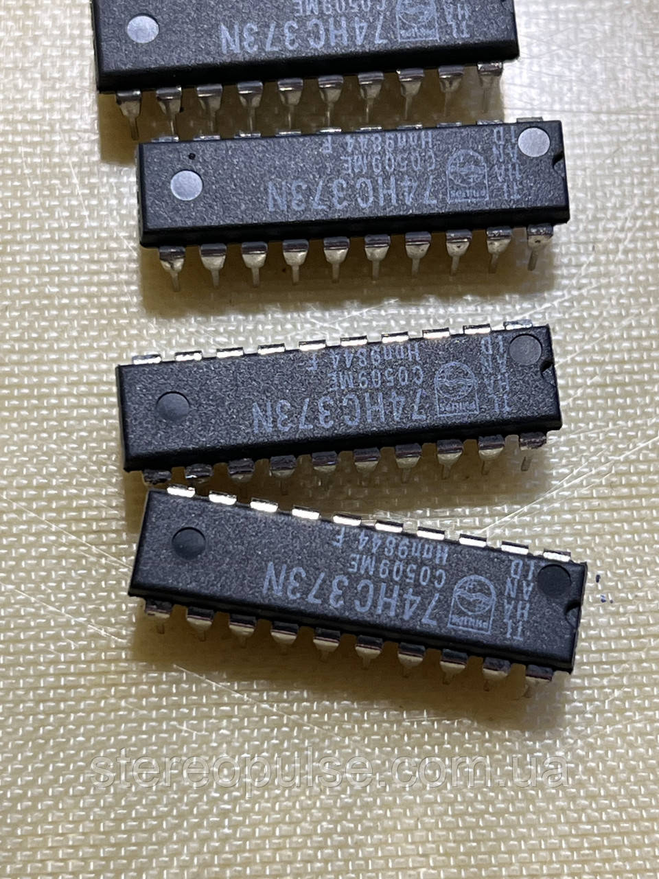 74HC373N  PH