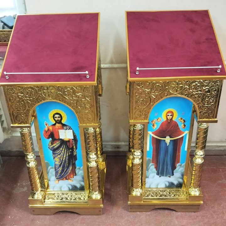 Храмовий аналой боковий на булаті з іконами оракал 50х50х110см (червона тканина), фото 1