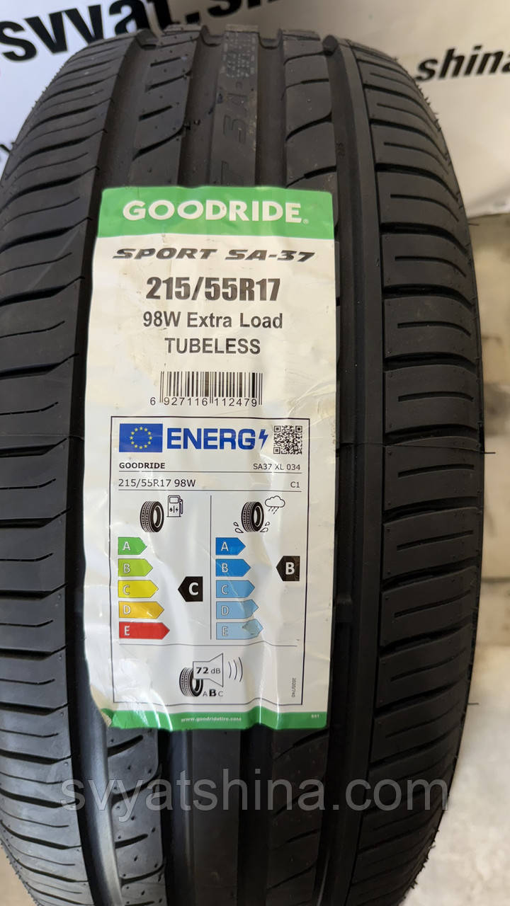 Шини 215/55R17 Goodride sport as-37