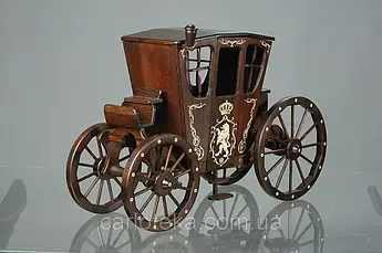 Ексклюзивний мінібар "Карета" з ясеня – подарунок набір ручної роботи