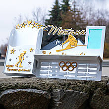 Медальниця, тримач для медалей, холдер для медалей. Хобіхорсинг