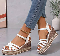 Жіночі, ошатні босоніжки на платформі 37 р устілка 23,5 см