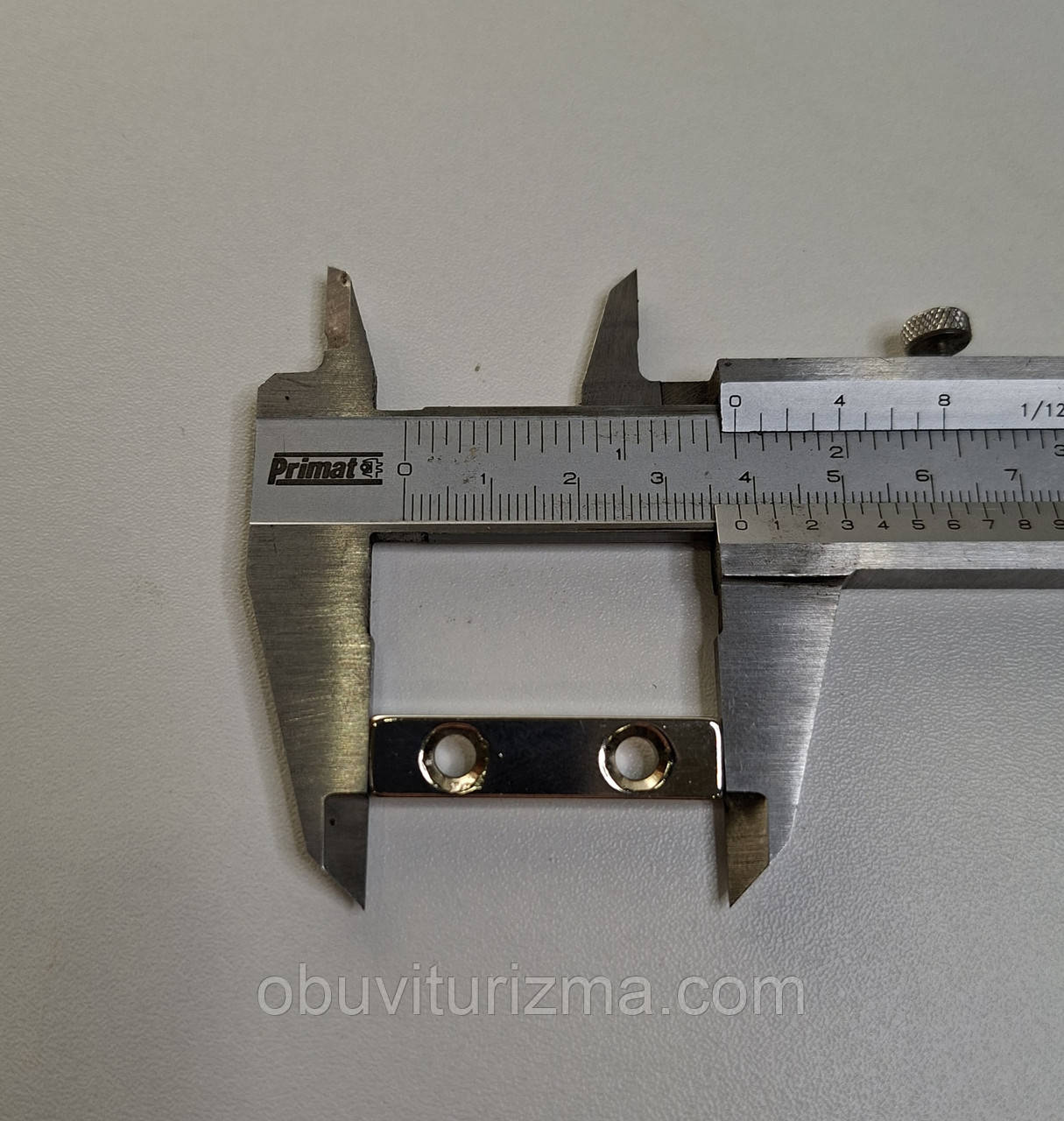 Магніт неодимовий Neodymium пластина з отворами під шуруп 38мм/9мм/4.5мм N35 сила 4.5кг