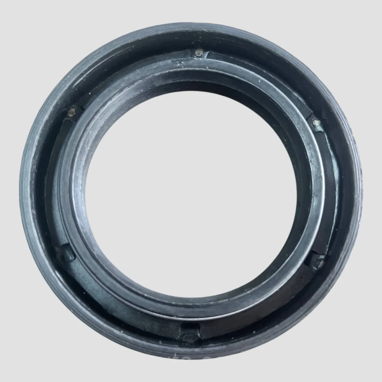 Сальник хвостовика моста задн. ЗІЛ 5301 правого обертання 58х84х16, фото 1