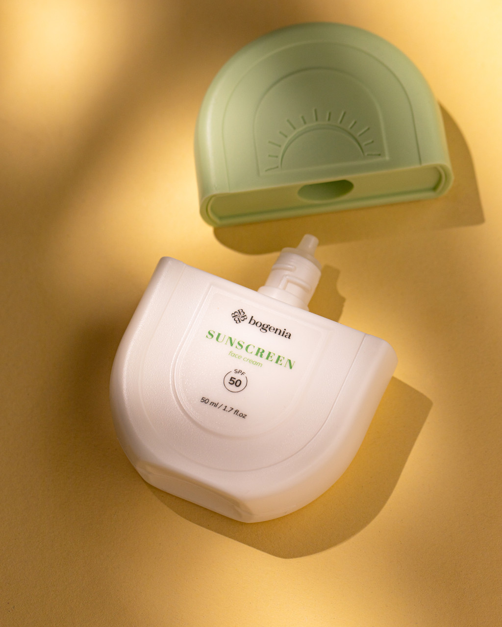 BG441 Сонцезахисний крем для обличчя Bogenia Sunscreeen Face Cream SPF 50+, фото 1