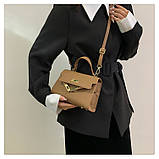 Жіноча сумка 8809 крос-боді на ремінці коричнева, фото 9