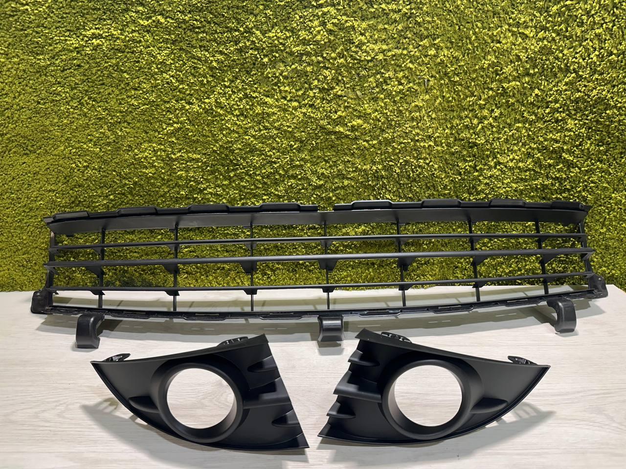 Решітка бампера переднього комплекту Renault Scenic II 01 ->09 - Renault (Оригінал) сценік 2 - 7701477302 Polcar 60722701, фото 1