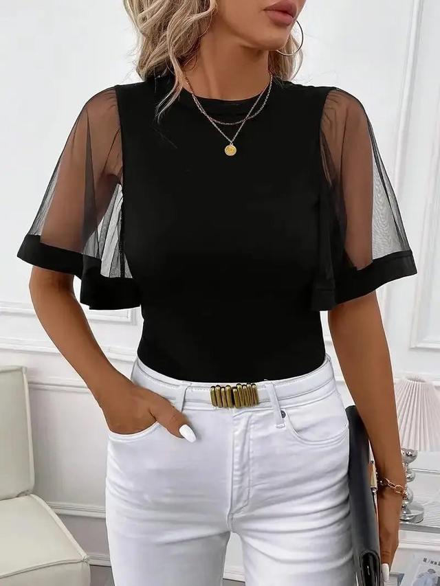 женское платье с  разрезами по бокам