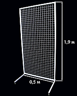 Стійки сітка в рамі на ніжках 1,9 м х 0.5 м,осередок 50/50мм.