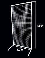 Стійки сітка в рамі на ніжках 1,9 м х 1.20 м,осередок 50/50мм.
