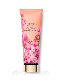 Парфюмированный лосьон для тела Victoria's Secret Cherry Blossoming, 236 мл.
