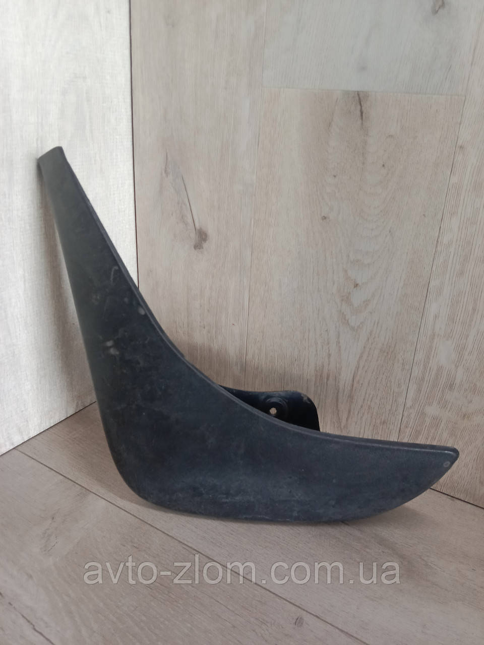 Задній бризковик Opel Corsa C, Опель Корса Ц. Лівий. 9121769., фото 1