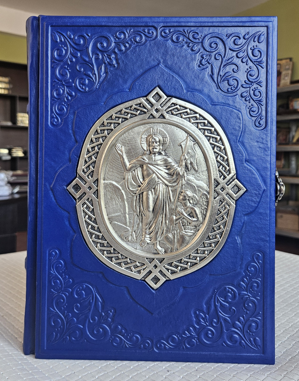 Біблія Подарункова книга в шкіряній палітурці російською мовою, накладка сріблення, розмір 20*30, фото 1