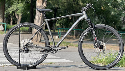 Велосипед гірський спортивний 29" CYCLONE SLX графітовий на зріст 175-185 см