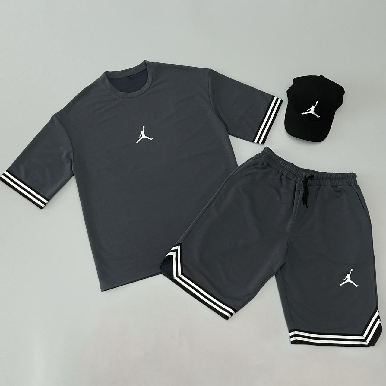 Літній комплект футболка+шорти+кепка Air Jordan сірий
