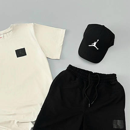 Літній комплект футболка + шорти + кепка Air Jordan нашивка молочний, фото 2