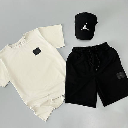 Літній комплект футболка + шорти + кепка Air Jordan нашивка молочний, фото 3