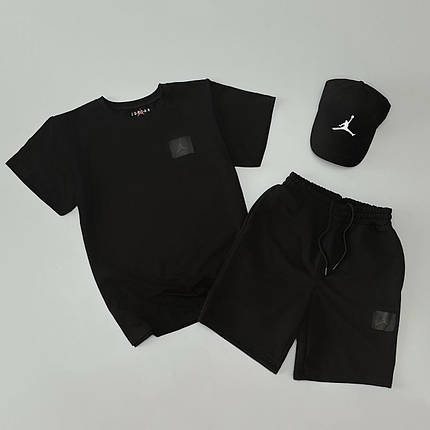 Літній комплект футболка + шорти + кепка Air Jordan нашивка чорний, фото 1