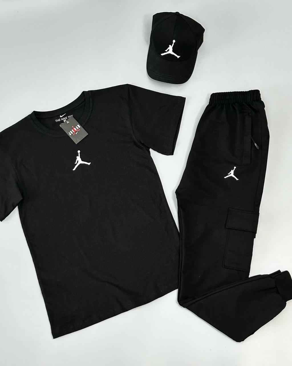 Футболка (чорна) + штани + квітка Air Jordan