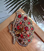 Брошка Магія польоту бордово-золота метелик з кристалами 9×6.5 см BRS044