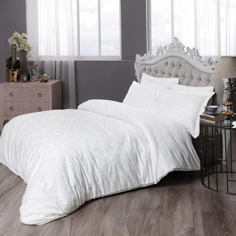 Постільна білизна Королева Ночі (Сатин Жаккард Premium) | Полуторний комплект | 50х70 | Білий з жакардовим візерунком, фото 1