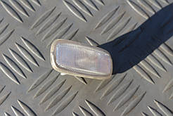 Оригінальний поворотник крила Audi A6 C5 1997-2005 рр.