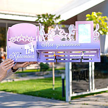 Медальниця для піаністки та співачки. Тримач для медалей. Холдер для медалей. Медальниця для музиканта