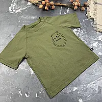 Детская футболка хаки с принтом мишка в кармашке BEWARM