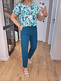Літній брючний костюм жіночий зелений з коротким рукавом з легкої тканини софт, фото 6